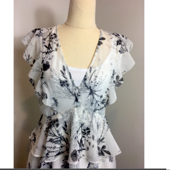 Size 10 Decjuba ruffle skirt dress - Picture 2 of 4